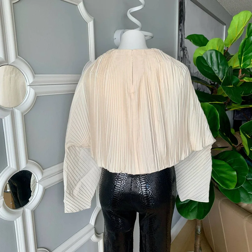 GIA Studios Plissé Taffeta Cropped Cape Top in Ivory Size Medium - Picture 7 of 12